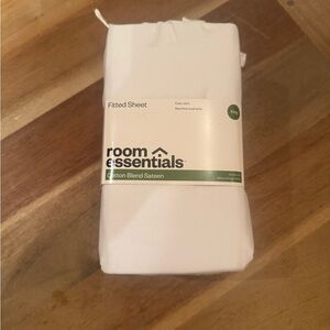 Room Essentials Cotton Blend Sateen Fitted Sheet